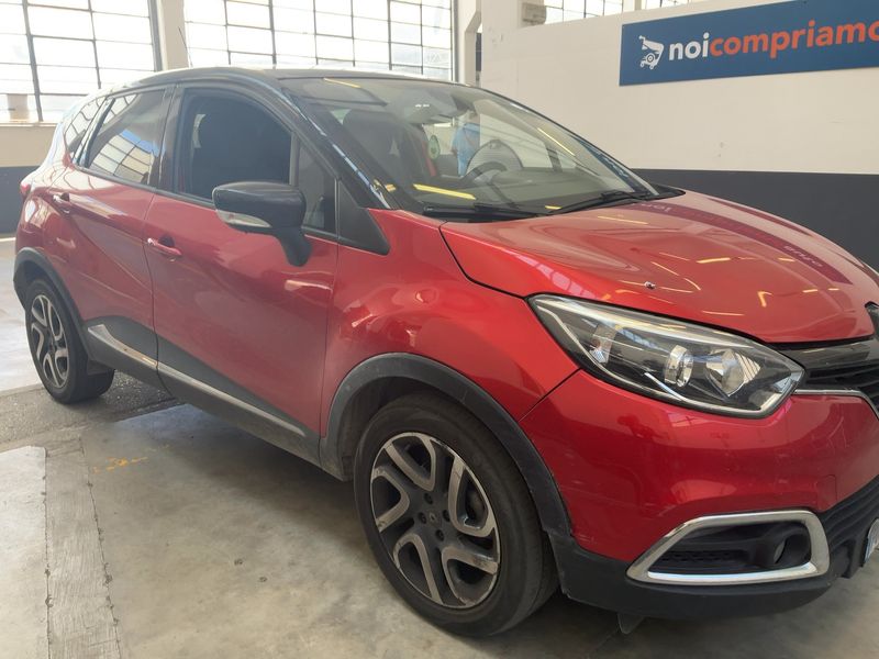 Renault Captur 1.5 dCi Iconic 2016 – снимка 12