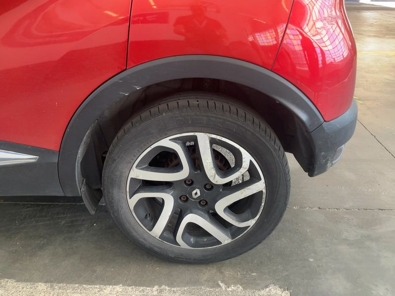 Renault Captur 1.5 dCi Iconic 2016 – снимка 5