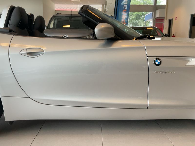 BMW Z4 sDrive 20i 2013 – снимка 10