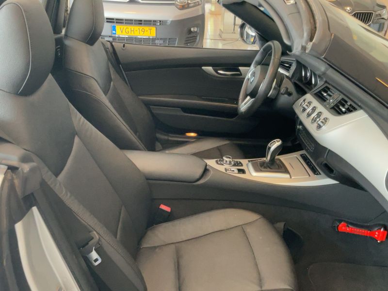 BMW Z4 sDrive 20i 2013 – снимка 16