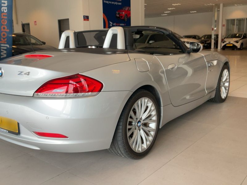 BMW Z4 sDrive 20i 2013 – снимка 8