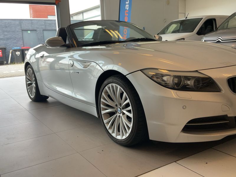 BMW Z4 sDrive 20i 2013 – снимка 12