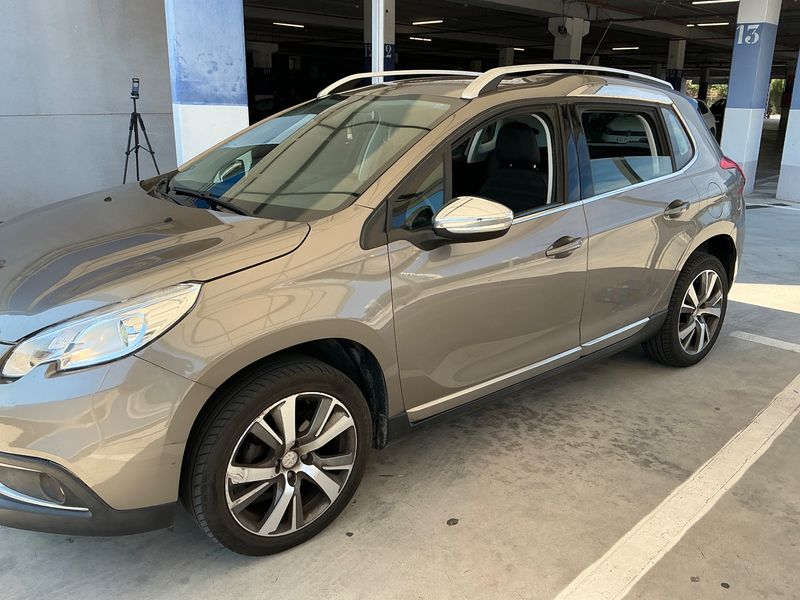 Peugeot 2008 1.6 Blue-HDi Allure 2015 – снимка 2