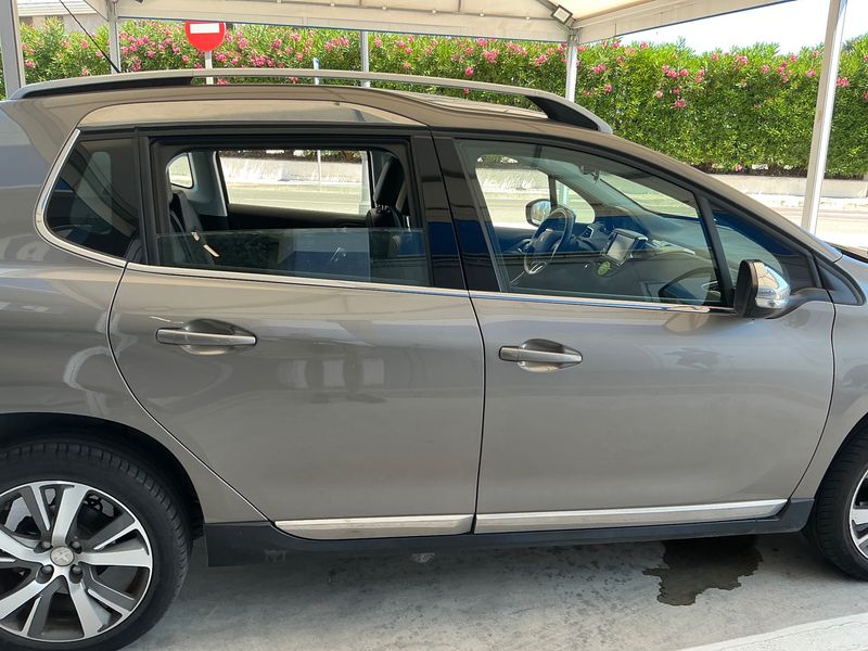 Peugeot 2008 1.6 Blue-HDi Allure 2015 – снимка 10