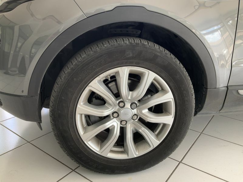 Land Rover Evoque 2.0 Td4 SE 2018 – снимка 3