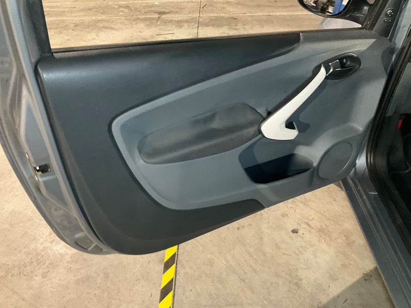 Ford Ka 1.2 Titanium 2015 – снимка 30