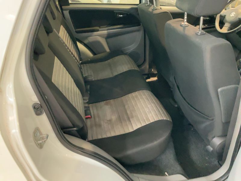 Suzuki SX4 1.6 Evolution 4x4 2013 – снимка 19