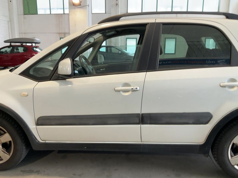 Suzuki SX4 1.6 Evolution 4x4 2013 – снимка 4