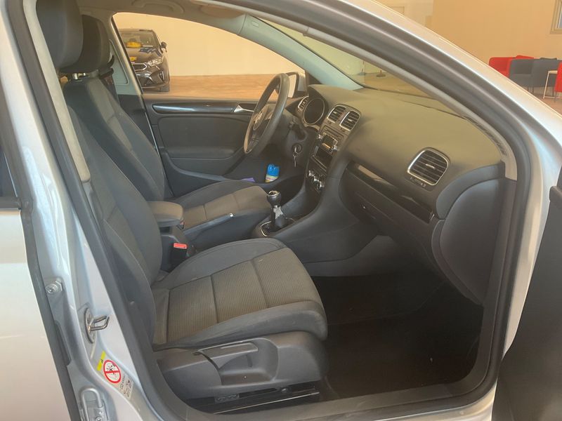 Volkswagen Golf VI 2.0 TDI Comfortline 2009 – снимка 3