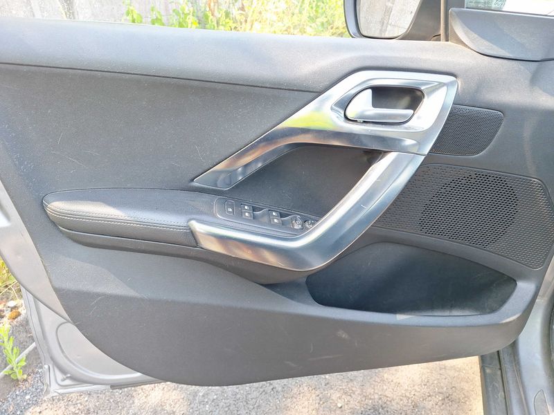 Peugeot 2008 1.6 Feline Titane 2013 – снимка 53