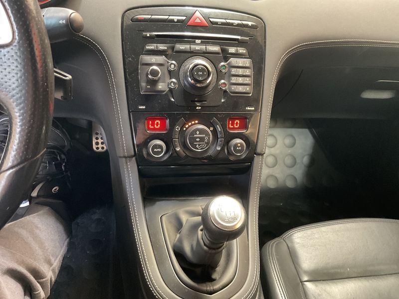 Peugeot RCZ 1.6 THP Basis 2010 – снимка на щета