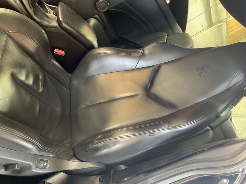 Peugeot RCZ 1.6 THP Basis 2010 – снимка на щета