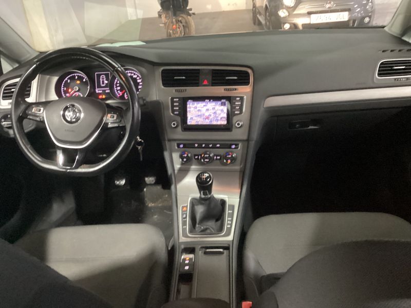 Volkswagen Golf VII 1.6 TDI Advance BlueMotion Tech 2015 – снимка 17
