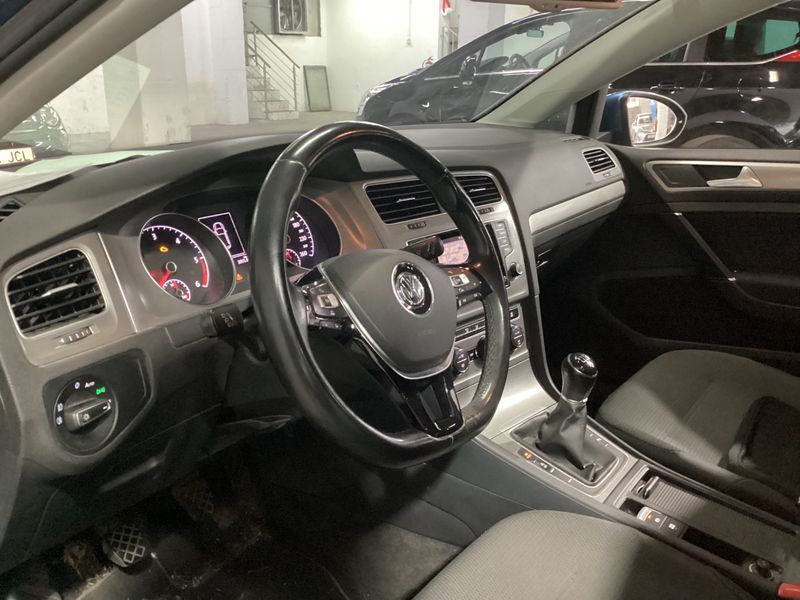 Volkswagen Golf VII 1.6 TDI Advance BlueMotion Tech 2015 – снимка 28