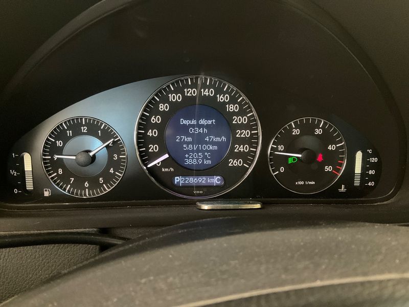 Mercedes-Benz CLK-Klasse CLK 220 CDI Elegance 2005 – снимка 4