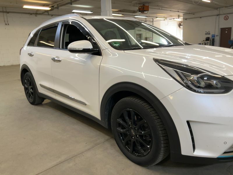Kia Niro 1.6 Plug-in Hybrid Spirit 2018 – снимка 12