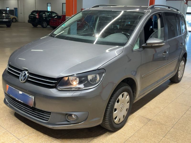 Volkswagen Touran 1.6 TDI Comfortline 2011 – снимка 1