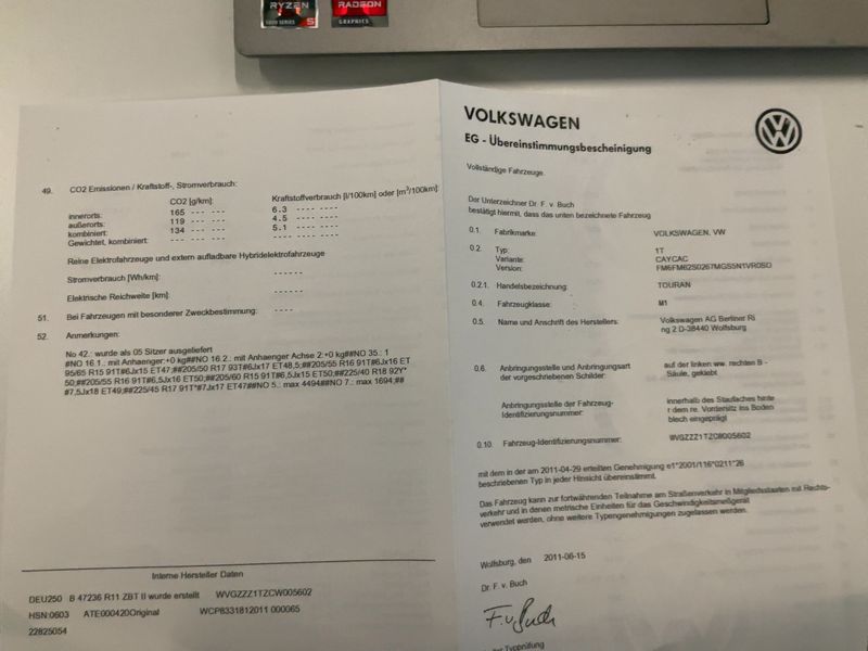 Volkswagen Touran 1.6 TDI Comfortline 2011 – снимка 21