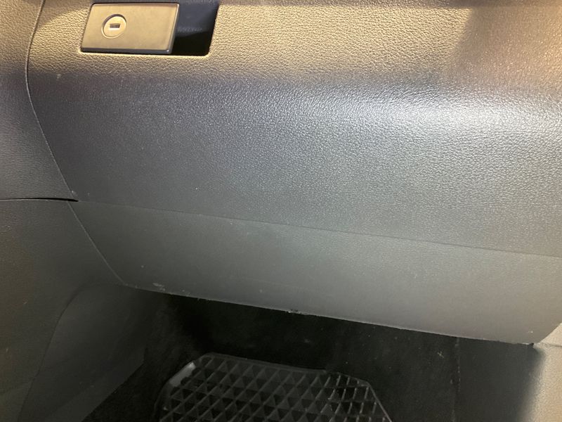 Volkswagen Touran 1.6 TDI Comfortline 2011 – снимка 36