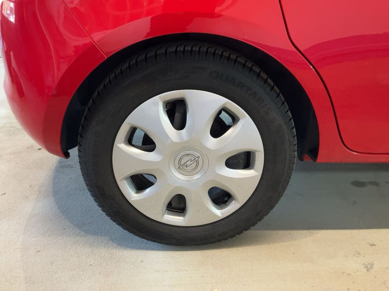 Opel Corsa 1.4 Edition ecoFlex 2018 – снимка 9