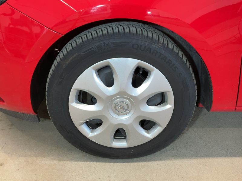 Opel Corsa 1.4 Edition ecoFlex 2018 – снимка 3