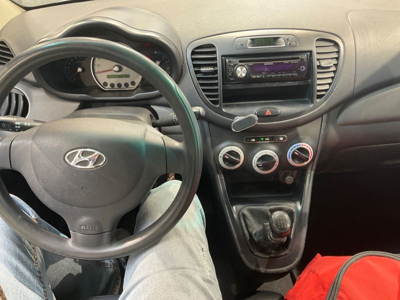 Hyundai i10 1.1 Like 2010 – снимка 3