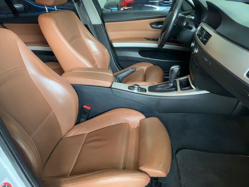 BMW 3er 330d xDrive Sport Design 2011 – снимка 11