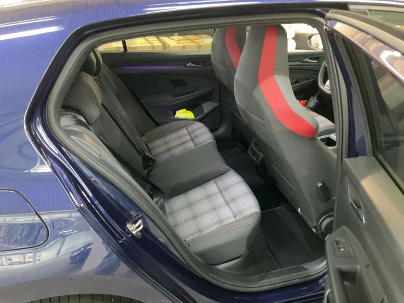 Volkswagen Golf VIII 2.0 TSI GTI 2021 – снимка 19