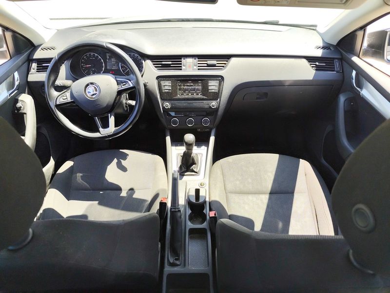 Skoda Octavia 1.6 TDI Active 2016 – снимка 11