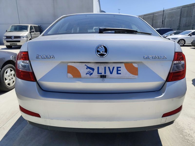 Skoda Octavia 1.6 TDI Active 2016 – снимка на щета
