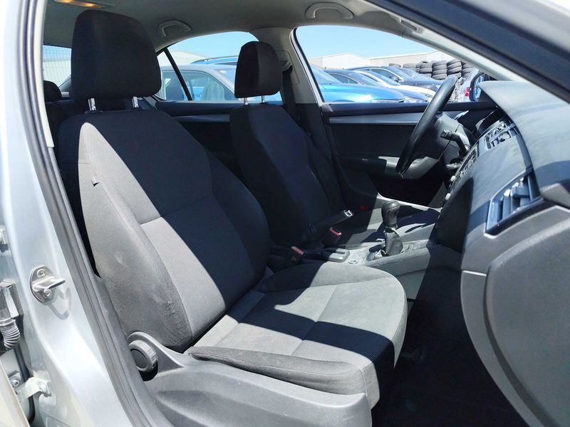 Skoda Octavia 1.6 TDI Active 2016 – снимка 10