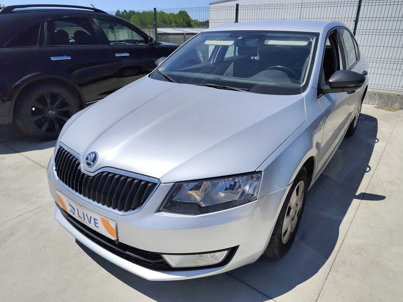 Skoda Octavia 1.6 TDI Active 2016 – снимка 1