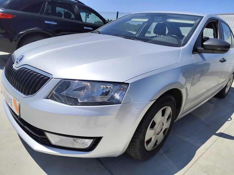 Skoda Octavia 1.6 TDI Active 2016 – снимка 2