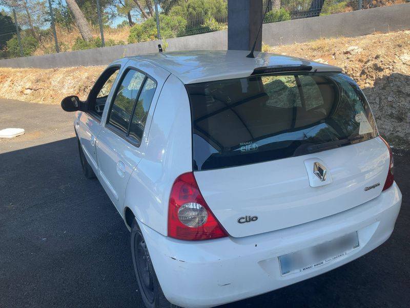 Renault Clio 1.2 Authentique 2012 – снимка 6