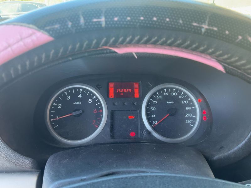 Renault Clio 1.2 Authentique 2012 – снимка 18