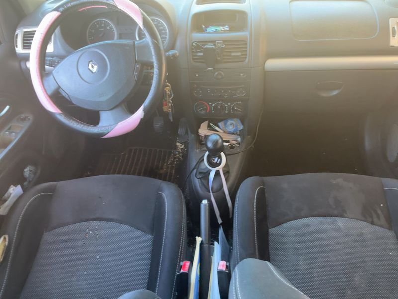 Renault Clio 1.2 Authentique 2012 – снимка 17