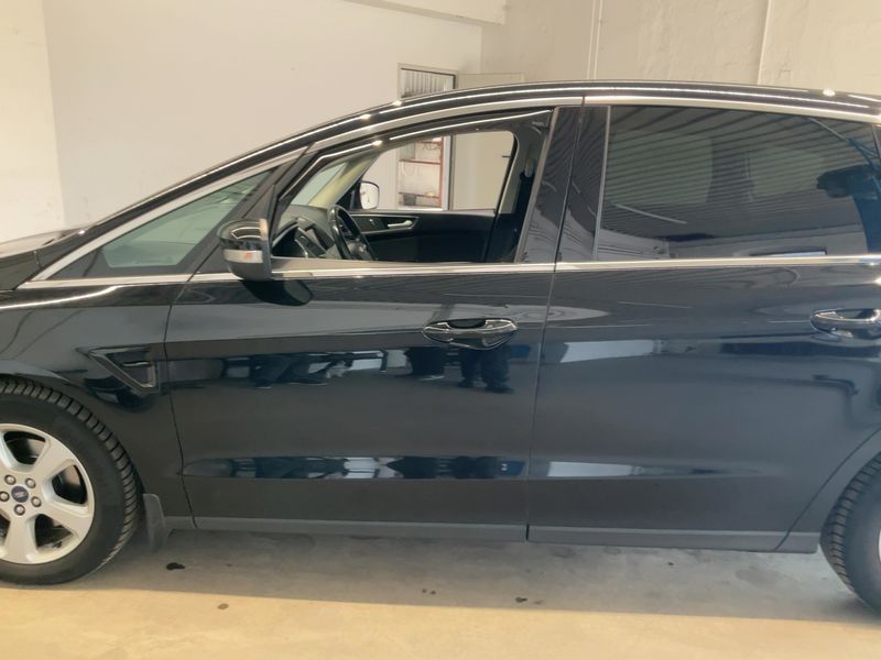 Ford S-Max 2.0 TDCi Bi-Turbo Titanium 2017 – снимка 4