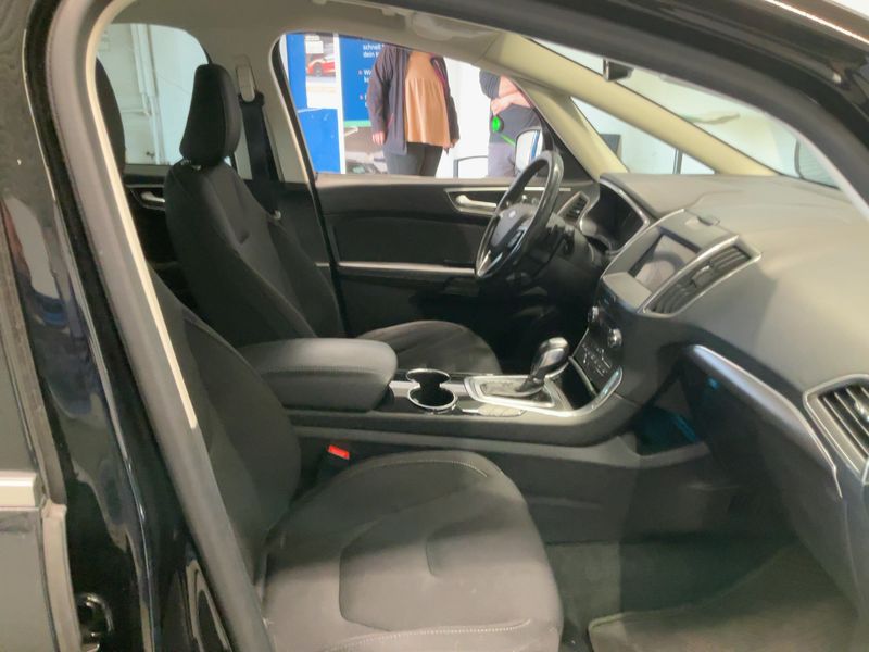 Ford S-Max 2.0 TDCi Bi-Turbo Titanium 2017 – снимка 17