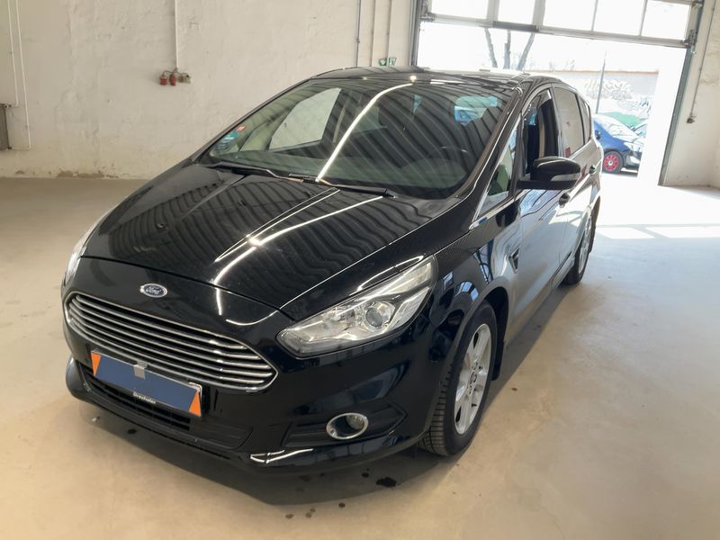 Ford S-Max 2.0 TDCi Bi-Turbo Titanium 2017 – снимка 1
