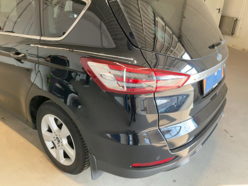 Ford S-Max 2.0 TDCi Bi-Turbo Titanium 2017 – снимка 6