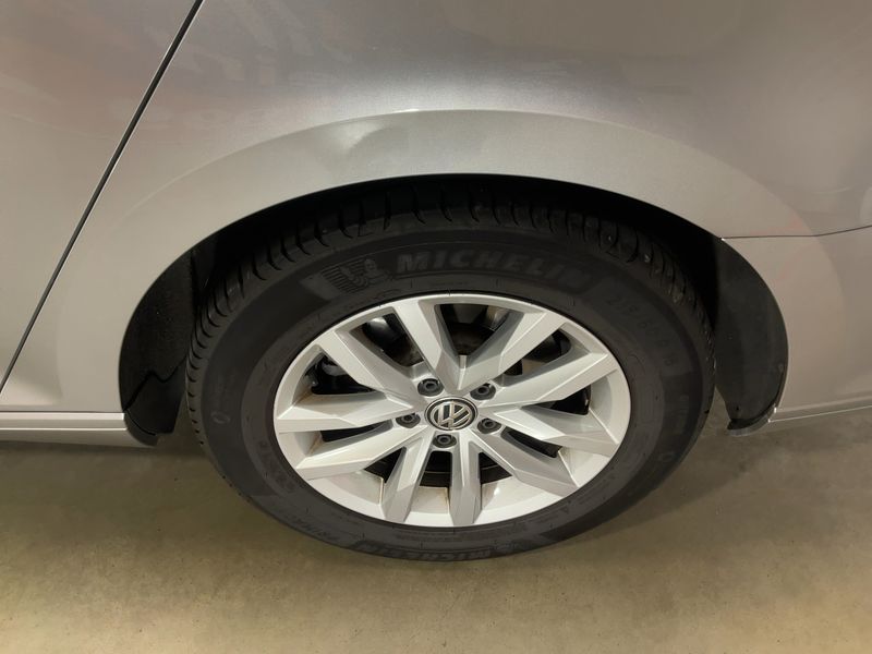 Volkswagen Passat 2.0 TDI Comfortline BlueMotion Tech 2019 – снимка 5