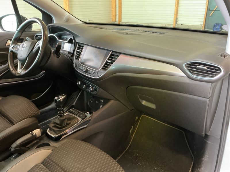 Opel Crossland X 1.2 Turbo Ultimate 2017 – снимка 22