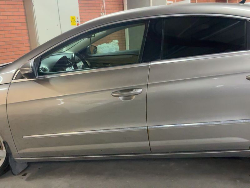 Volkswagen CC 2.0 TDI 4Motion BlueMotion Tech 2013 – снимка 4