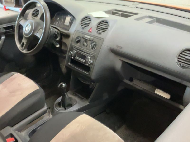 Volkswagen Caddy 1.6 TDI Kasten 2011 – снимка 16