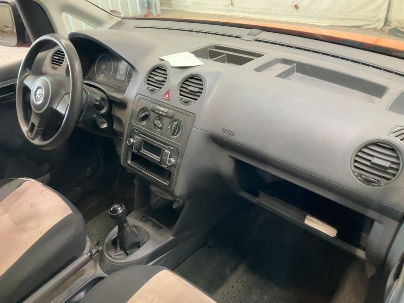 Volkswagen Caddy 1.6 TDI Kasten 2011 – снимка 17