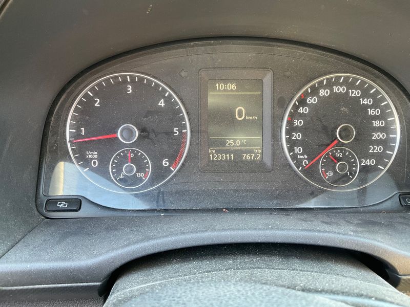 Volkswagen Caddy 1.6 TDI Kasten 2011 – снимка 18