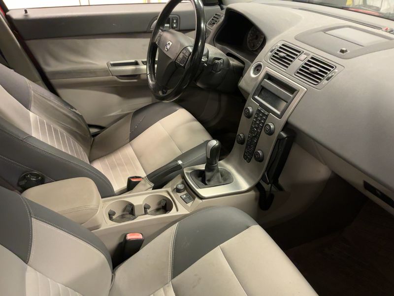 Volvo S40 2.5 T5 Momentum 2004 – снимка 17
