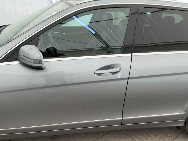 Mercedes-Benz C-Klasse C 350 CDI T BlueEfficiency Avantgarde 2011 – снимка 4