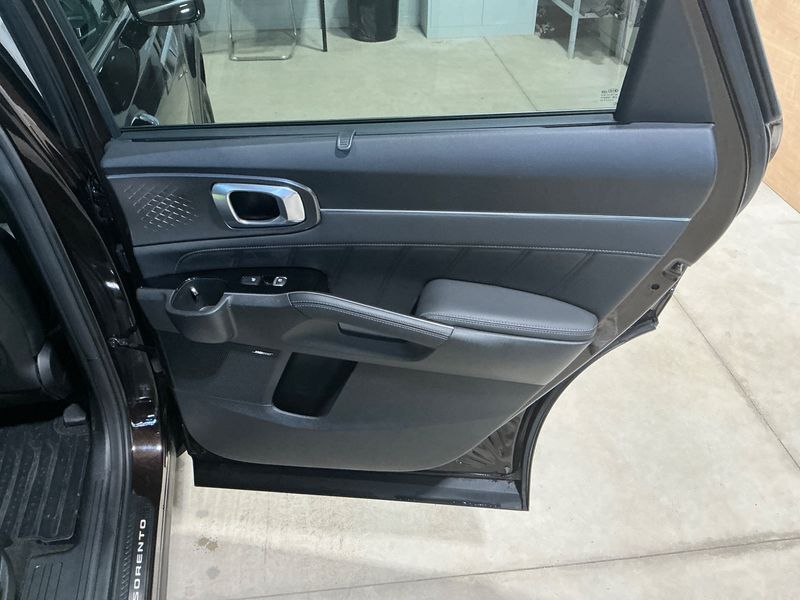 Kia Sorento 1.6 TGDI Plug-in Hybrid Gold 4WD 2021 – снимка 27