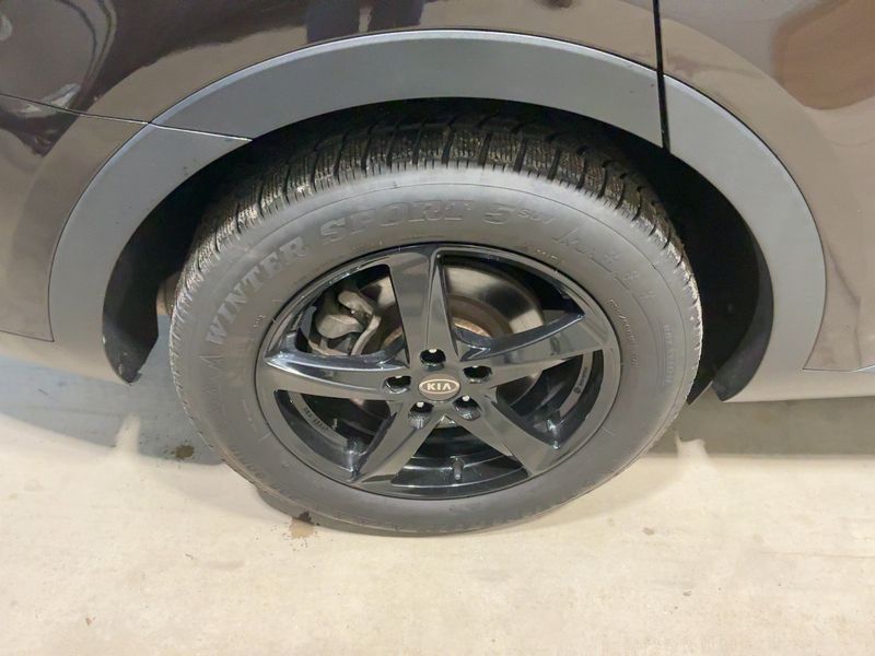 Kia Sorento 1.6 TGDI Plug-in Hybrid Gold 4WD 2021 – снимка 9